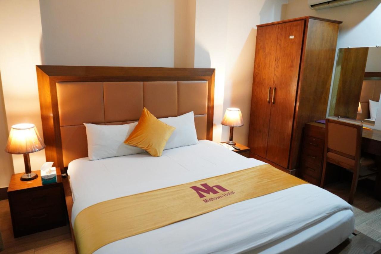 Midtown Hotel Равалпинди Екстериор снимка