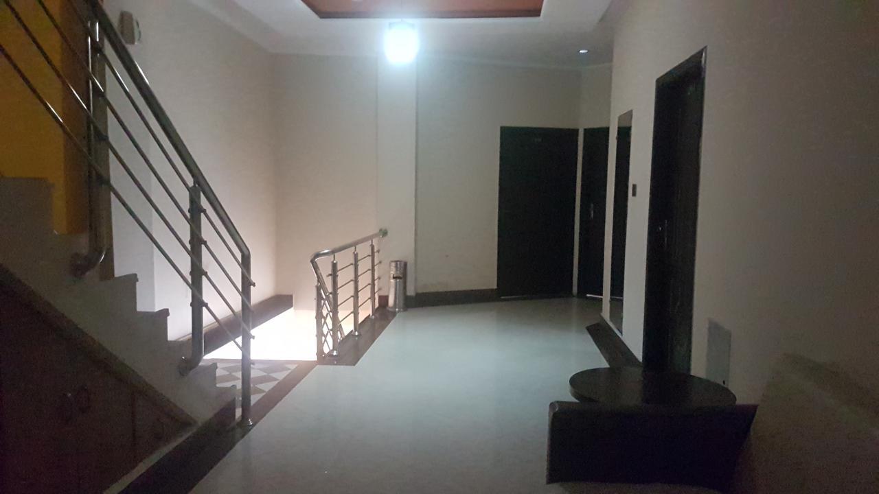 Midtown Hotel Равалпинди Екстериор снимка