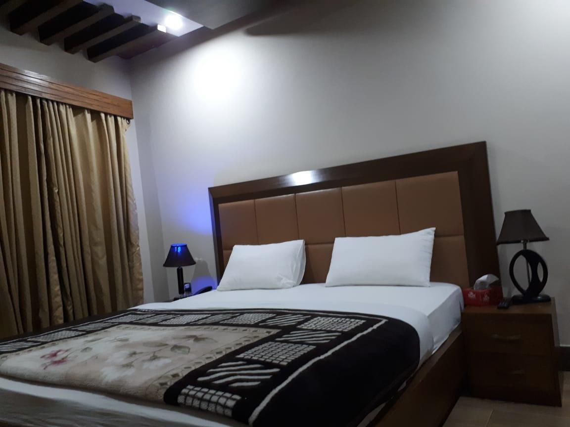 Midtown Hotel Равалпинди Екстериор снимка